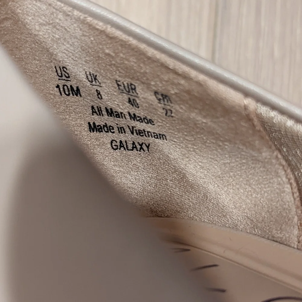 Abella Tan Heels - Picture 8 of 10